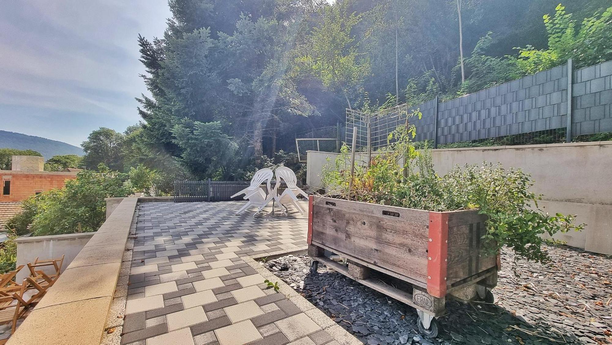 La Buhl Verte - Chic Et Moderne - Calme - Fibre - Relax Bnb Buitenkant foto