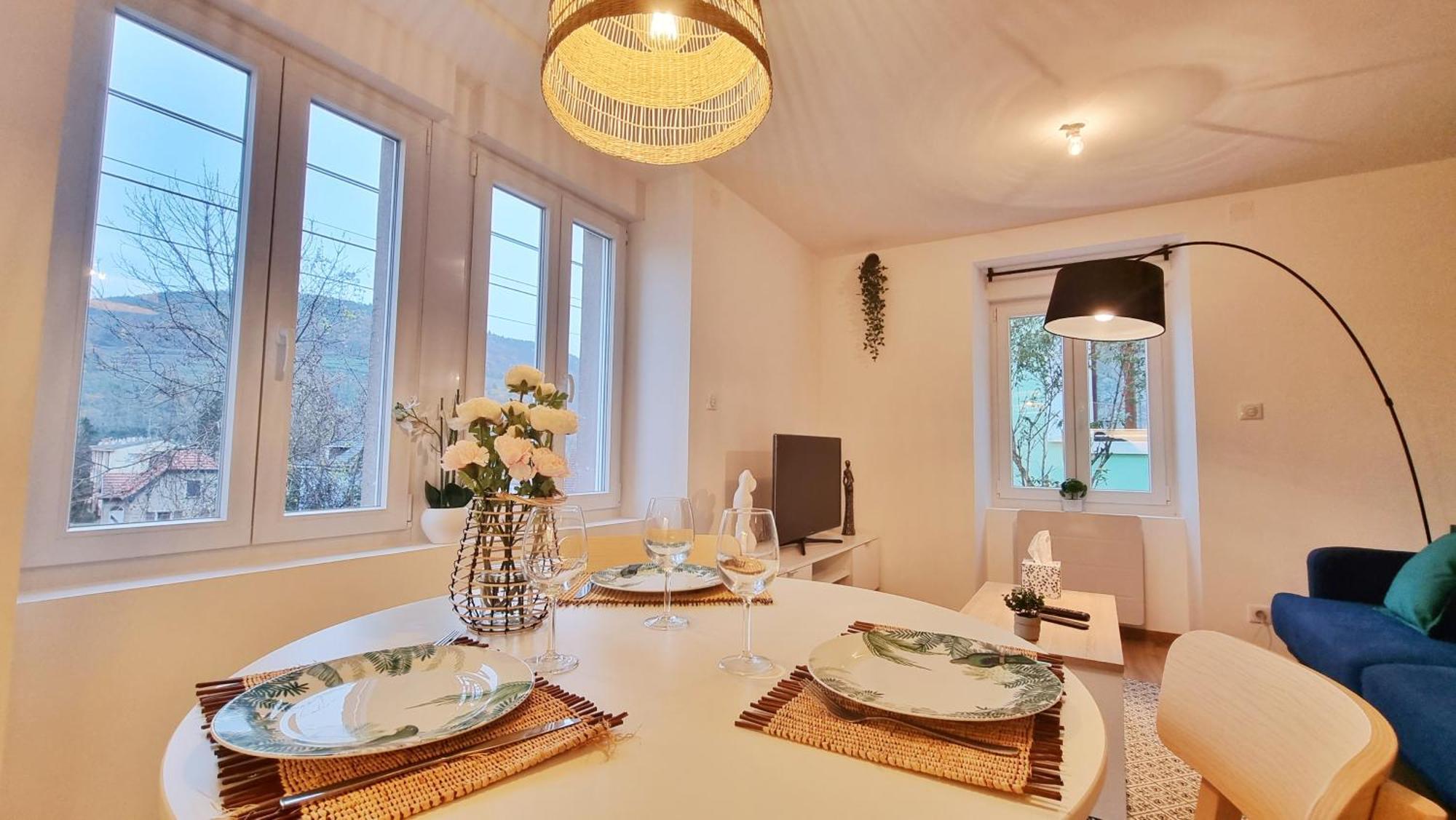 La Buhl Verte - Chic Et Moderne - Calme - Fibre - Relax Bnb Buitenkant foto
